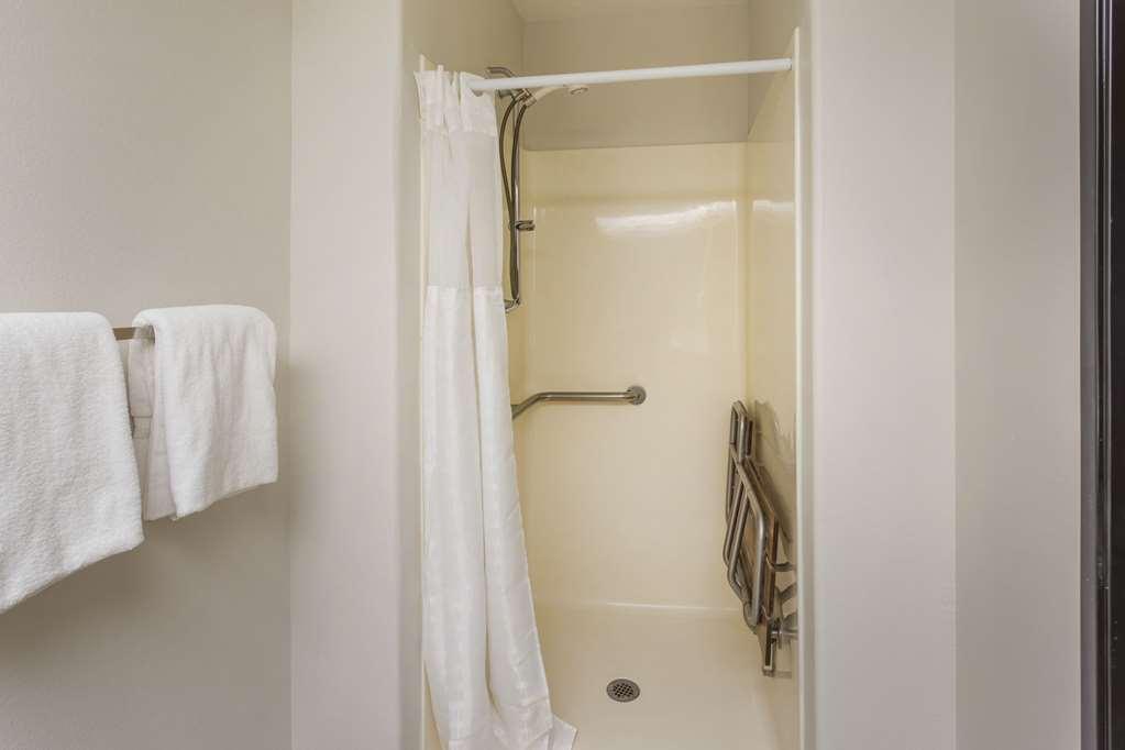 Quality Inn & Suites Fillmore I-15 Room photo